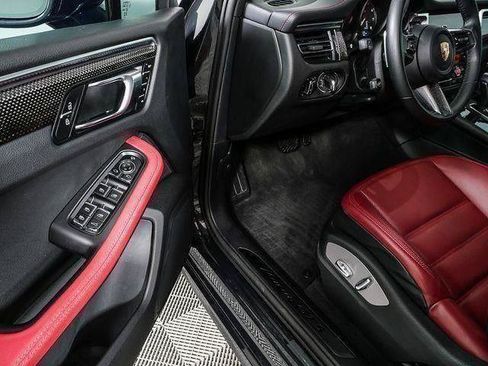 Used 2023 Porsche Macan GTS AWD/4WD image 8
