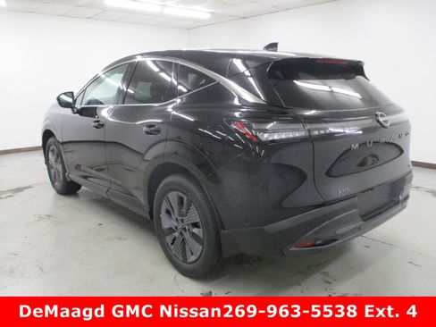 New 2025 Nissan Murano SL image 3