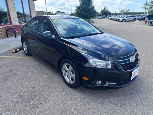 Used 2014 Chevrolet Cruze LT w/ RS Package FWD image 3