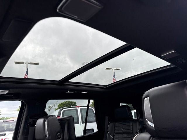 Used 2021 Cadillac Escalade Sport Platinum AWD/4WD image 15