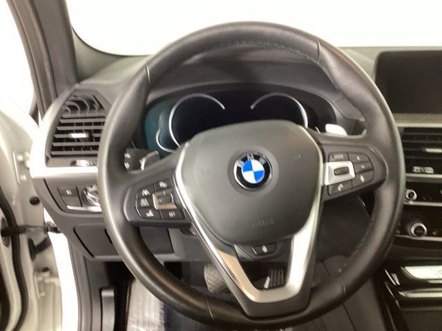 Used 2018 BMW X3 xDrive30i w/ Executive Package AWD/4WD image 16