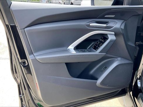 New 2026 Audi Q5 Premium Plus AWD/4WD image 10
