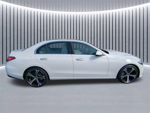 Used 2023 Mercedes-Benz C 300 Sedan image 4
