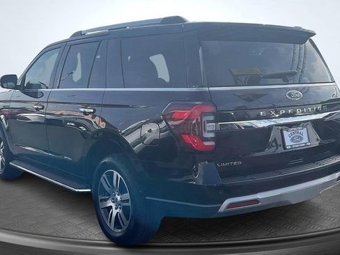 Certified 2023 Ford Expedition Limited image 2