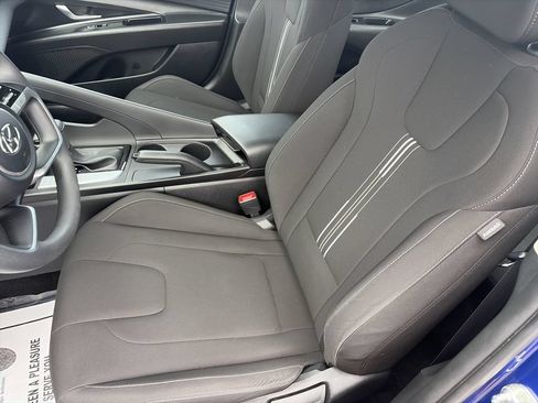 Used 2023 Hyundai Elantra SEL FWD image 12