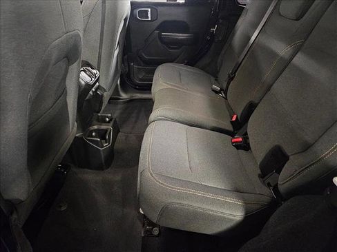 Used 2024 Jeep Wrangler Sport S image 16