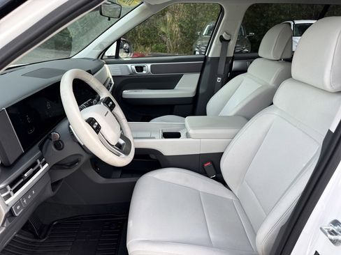 Certified 2026 Hyundai Santa Fe SE image 11