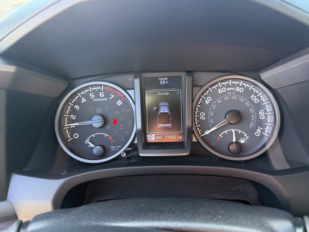 Used 2021 Toyota Tacoma TRD Pro AWD/4WD image 28