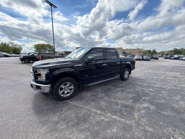 Used 2017 Ford F150 XLT w/ Equipment Group 302A Luxury AWD/4WD image 6
