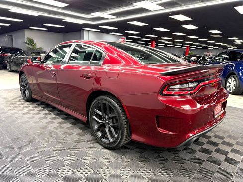 Used 2022 Dodge Charger R/T w/ Blacktop Package RWD image 11