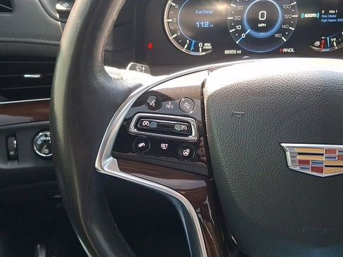 Used 2019 Cadillac Escalade Premium Luxury AWD/4WD image 22