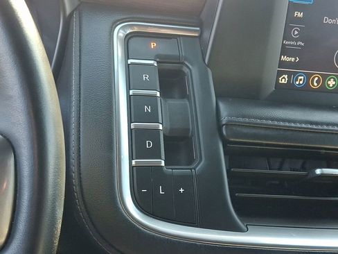 Used 2023 Chevrolet Suburban LS image 22