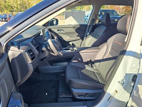 New 2026 Nissan Rogue SV image 17