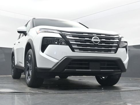 New 2026 Nissan Rogue SV image 22