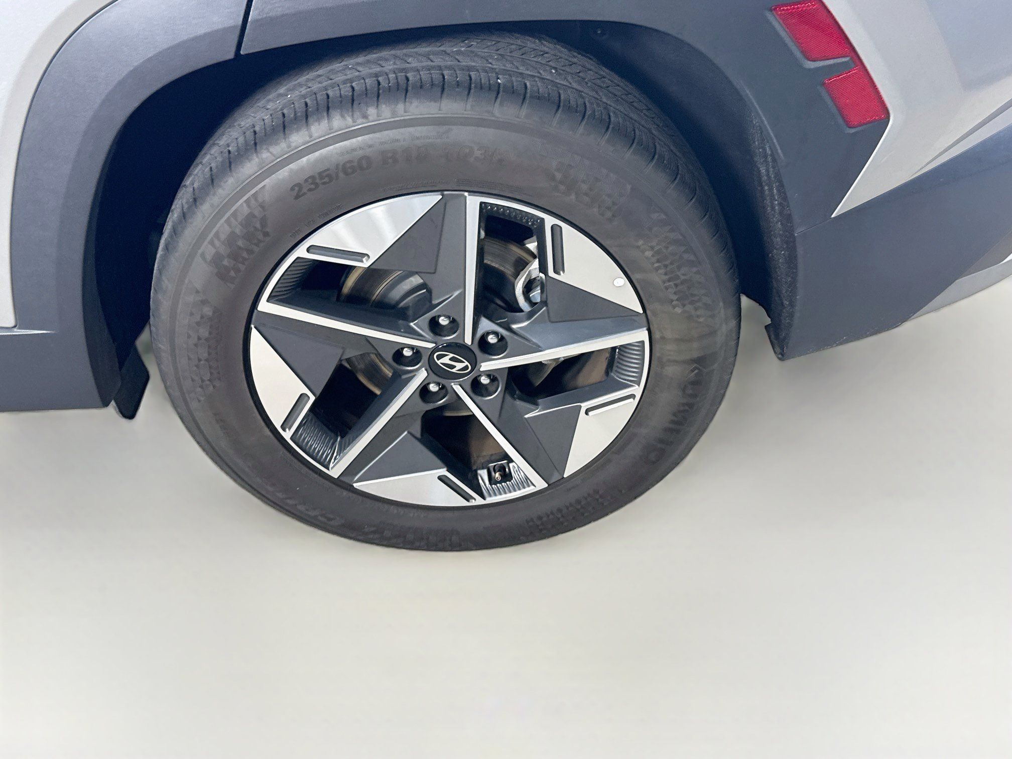 Used 2025 Hyundai Tucson SEL FWD image 36