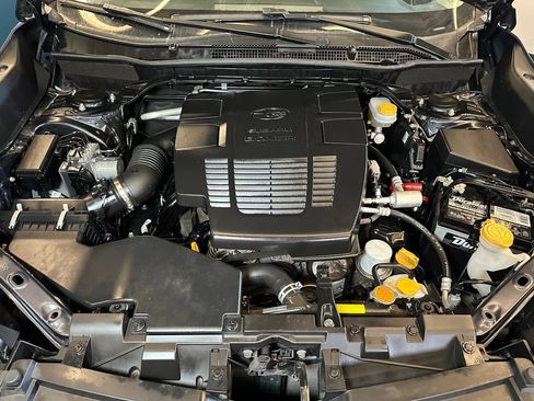 Used 2019 Subaru Forester Premium AWD/4WD image 23
