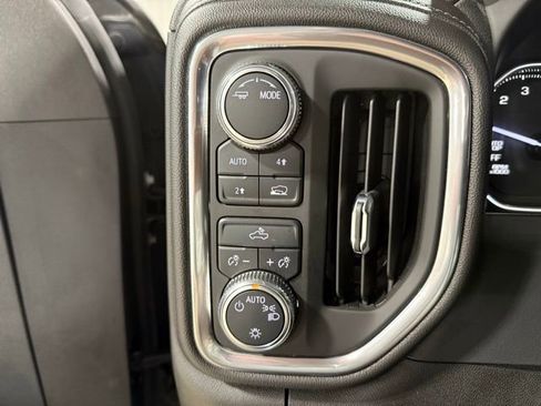 Used 2021 GMC Sierra 1500 SLE AWD/4WD image 24