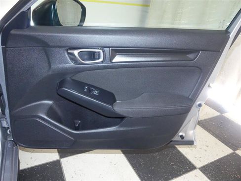 Used 2024 Honda Civic Sport image 22