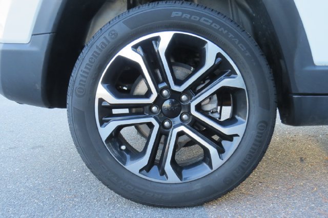 Used 2022 Jeep Compass Limited AWD/4WD image 10