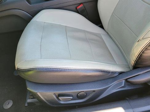 Used 2020 Ford Mustang Premium RWD image 4