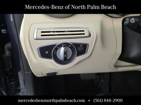 Used 2020 Mercedes-Benz C 300 4MATIC Sedan image 25