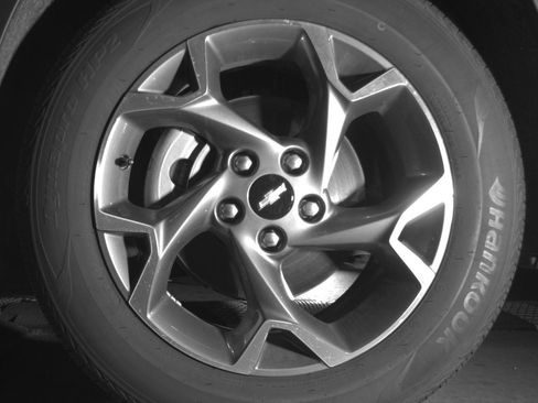 Used 2025 Chevrolet Trax LT w/ LT Convenience Package FWD image 12