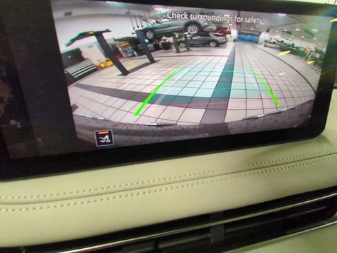 Used 2026 INFINITI QX60 Pure w/ Cargo Package image 6