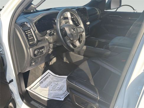 Used 2024 RAM 1500 Limited AWD/4WD image 10