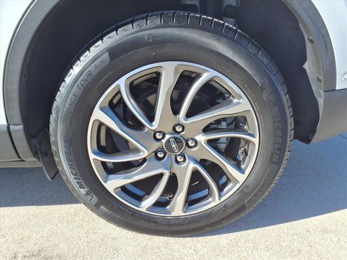 Certified 2021 Lincoln Corsair FWD image 25