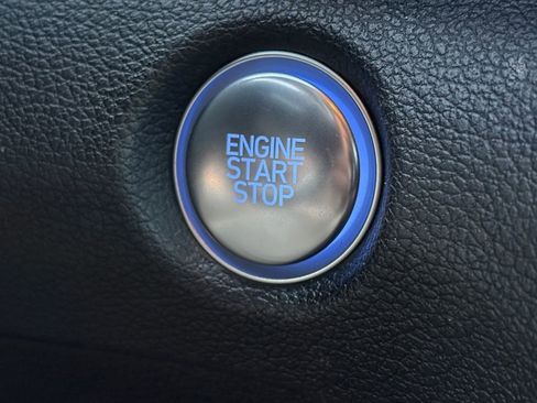 Used 2023 Hyundai Santa Fe SEL image 14