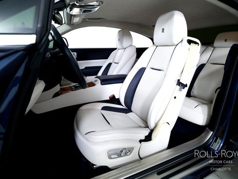 Certified 2019 Rolls-Royce Wraith RWD image 13