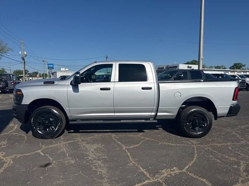 New 2026 RAM 2500 Tradesman AWD/4WD image 7