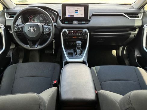 Used 2023 Toyota RAV4 LE FWD image 9