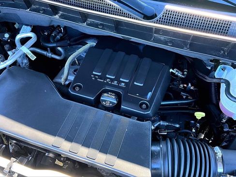 Used 2023 Chevrolet Silverado 1500 LT image 35