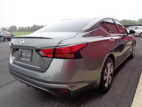 Used 2022 Nissan Altima 2.5 S FWD image 5