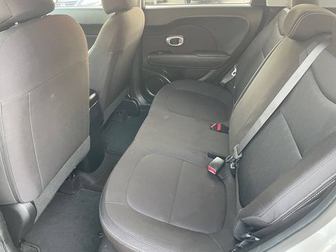 Used 2018 Kia Soul w/ Convenience Package FWD image 14