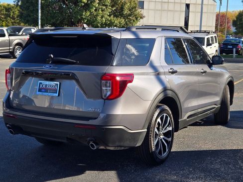 Certified 2022 Ford Explorer ST-Line image 11