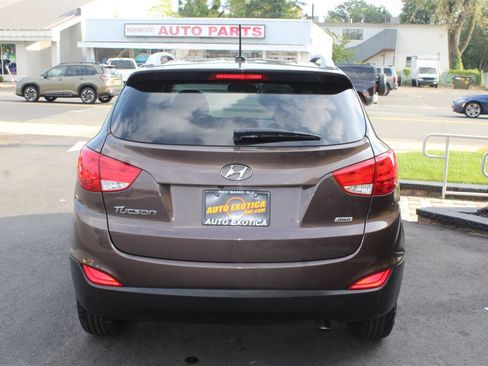 Used 2014 Hyundai Tucson SE image 29