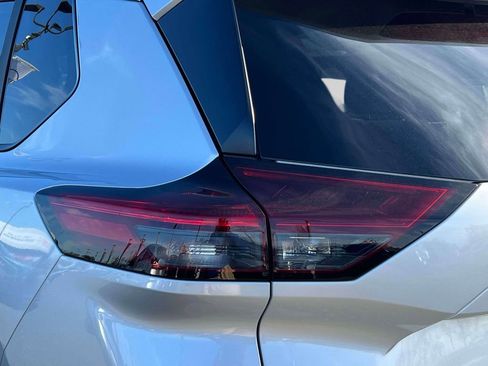 Certified 2025 Nissan Rogue S image 11