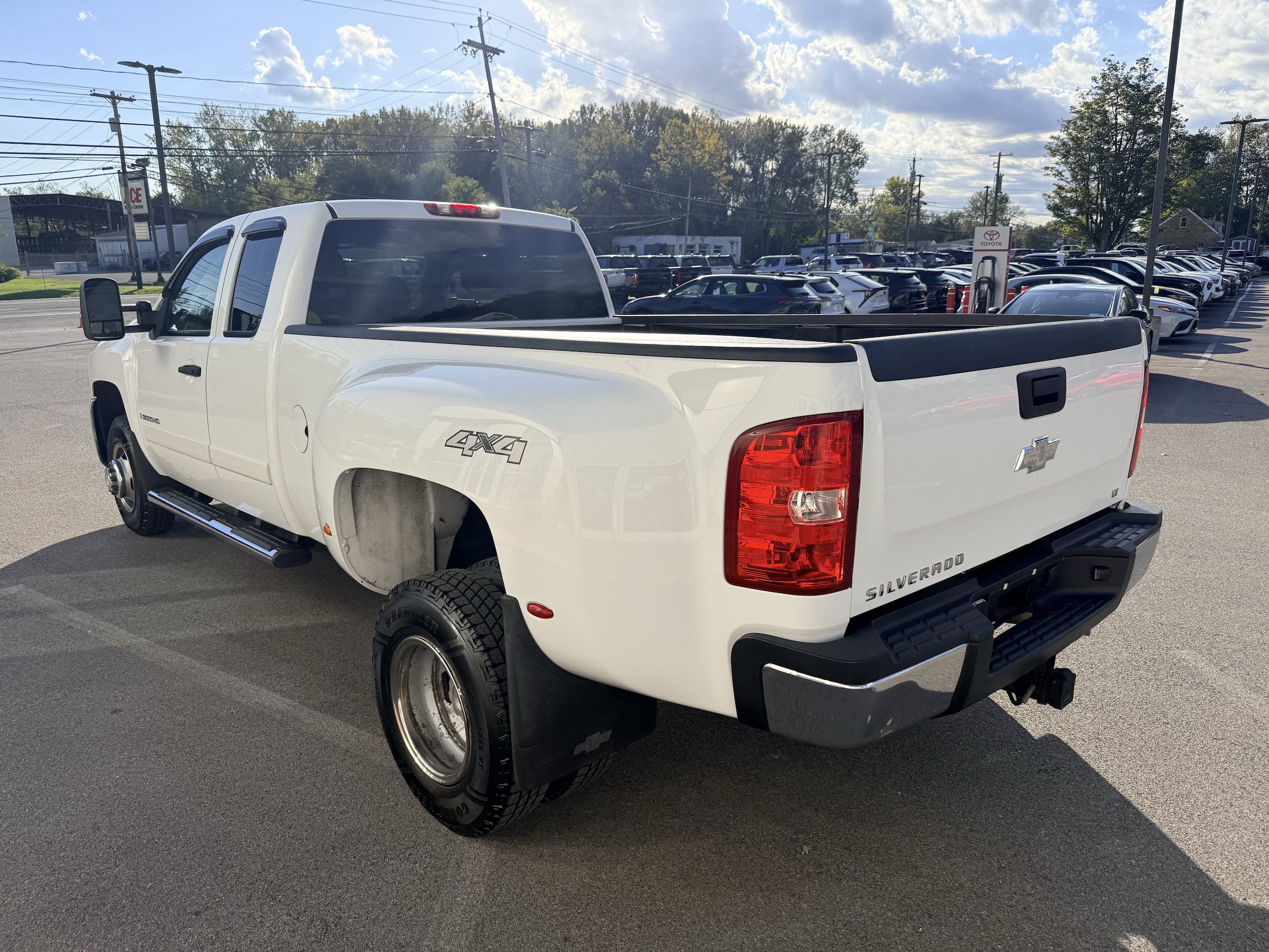 Used 2007 Chevrolet Silverado 3500 LT w/ 2LT Audio Package AWD/4WD image 31