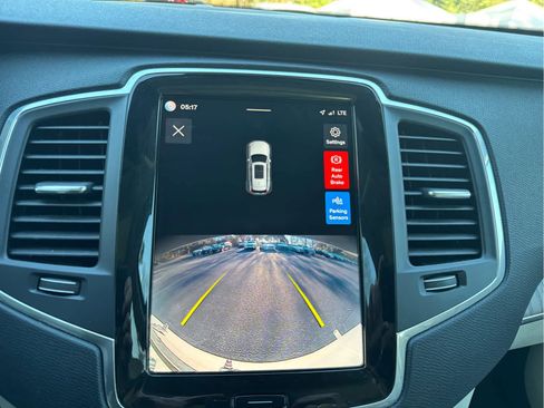 Certified 2023 Volvo XC90 B6 Core w/ Protection Package Premier image 33