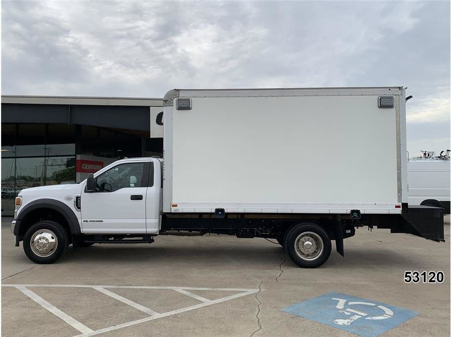Used 2021 Ford F550 4x4 Regular Cab Super Duty image 4