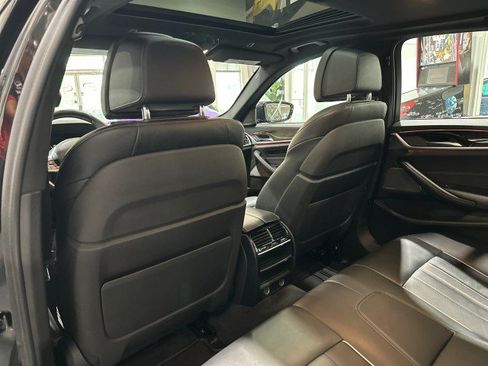 Used 2018 BMW 540i xDrive w/ M Sport Package AWD/4WD image 45