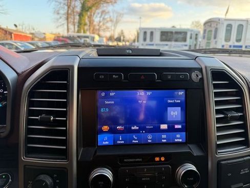 Certified 2020 Ford F350 Platinum image 25