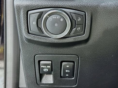 Used 2020 Ford Expedition Platinum AWD/4WD image 18