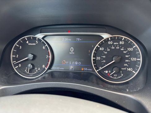 Used 2025 Nissan Altima 2.5 SV FWD image 39