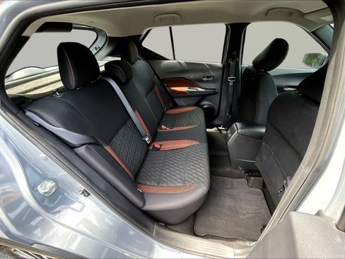 Used 2022 Nissan Kicks SR w/ Interior Electronics Package FWD image 25