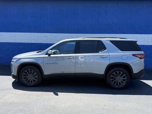 Used 2023 Chevrolet Traverse RS w/ LPO, Floor Liner Package AWD/4WD image 20