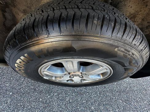 Used 2005 Toyota Highlander 2WD V6 image 14