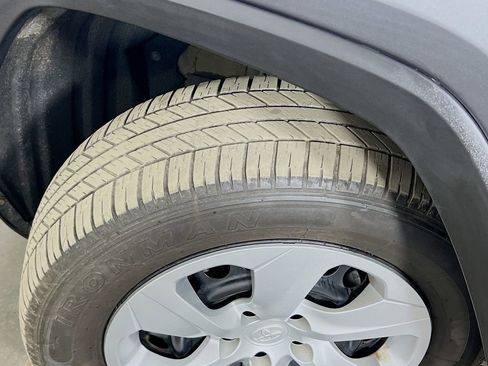 Used 2020 Toyota RAV4 LE image 34